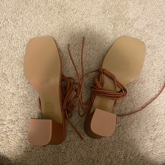 Nasty gal brown wrap heels - Picture 3 of 3
